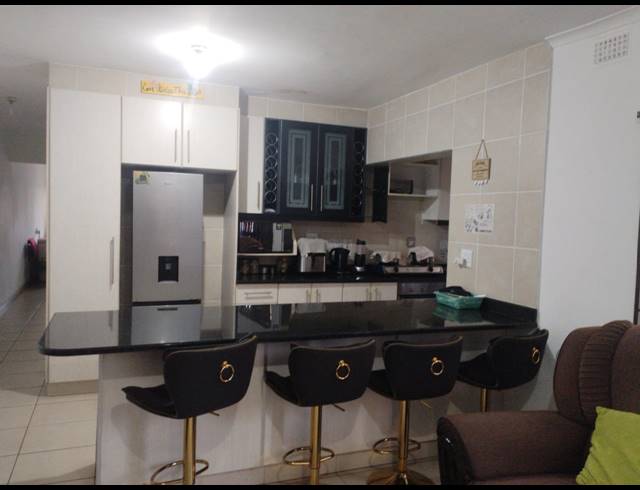 2.5 BEDROOM HOUSE FOR SALE IN AUSTERVILLE